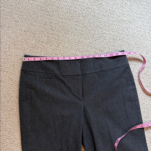 Loft pants
Julie or curvy fit - Picture 4 of 8